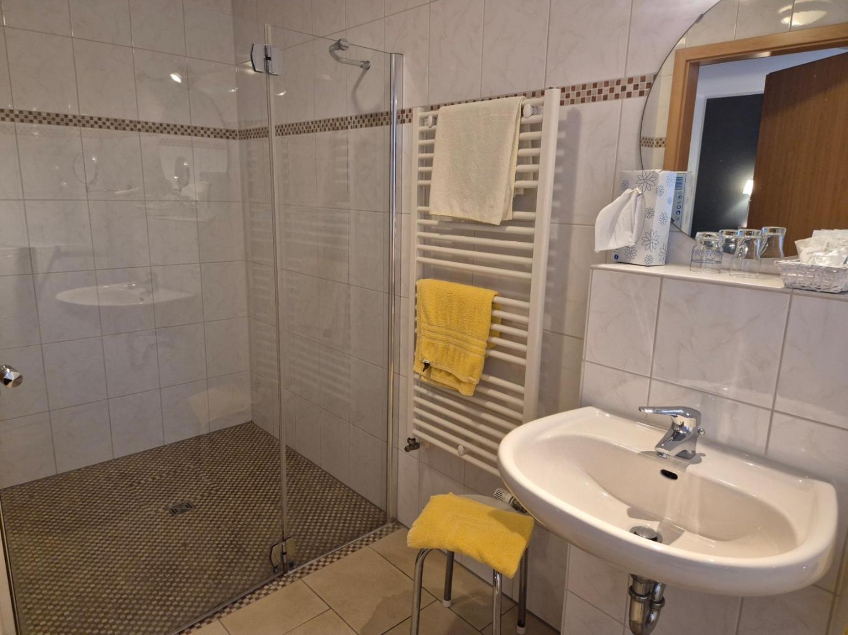 Hotel Zur Waage Bad Muenstereifel Exterior photo