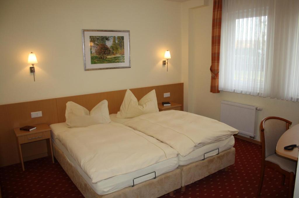 Hotel Zur Waage Bad Muenstereifel Room photo